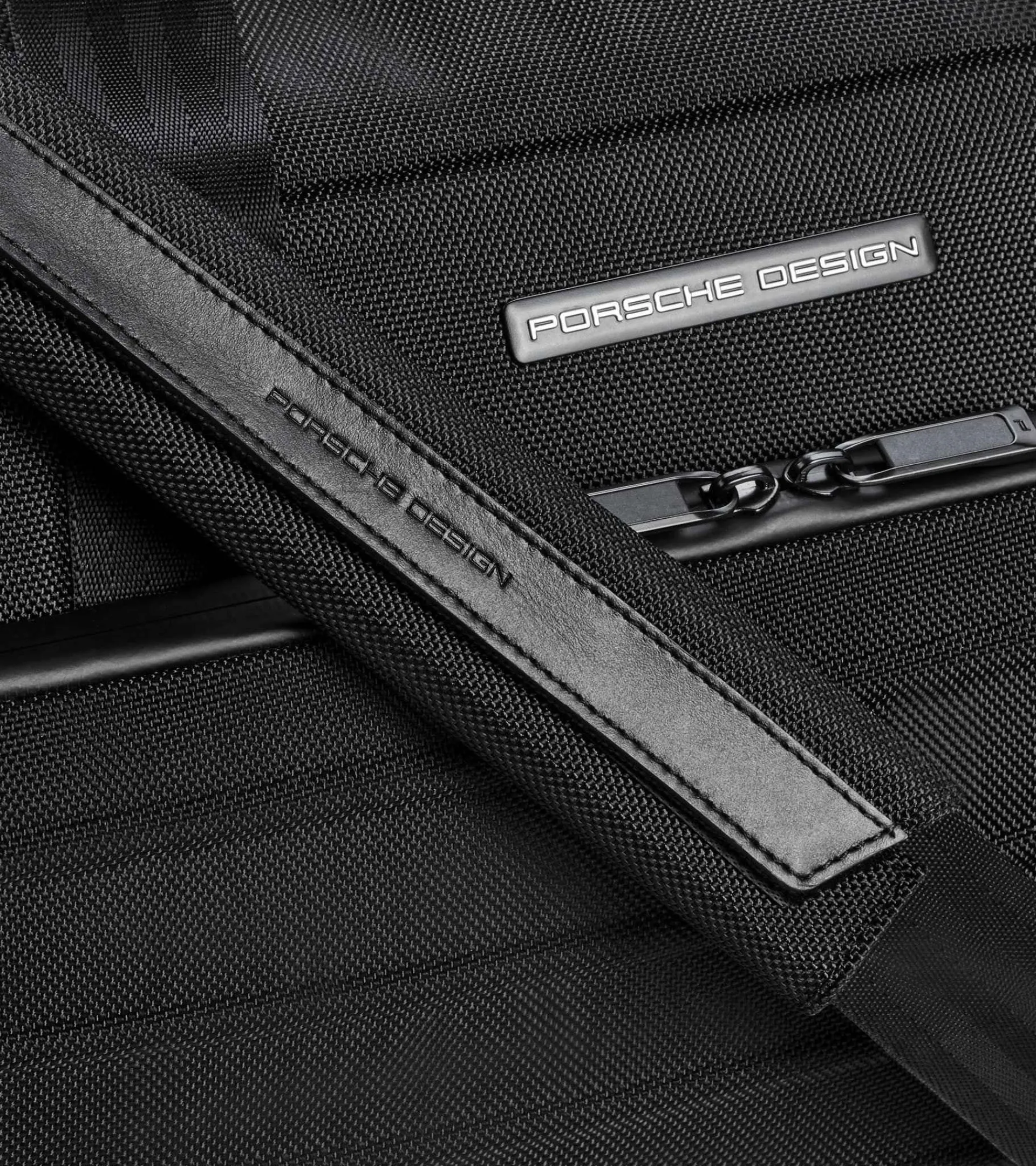 Porsche Design Roadster Pro Weekender S Black Hot