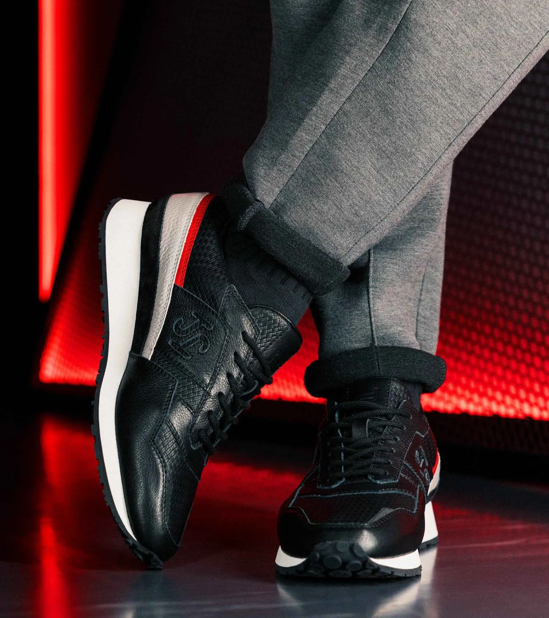 Porsche Design Sonra X - Ltd. 50Y Edition Sneaker Black New